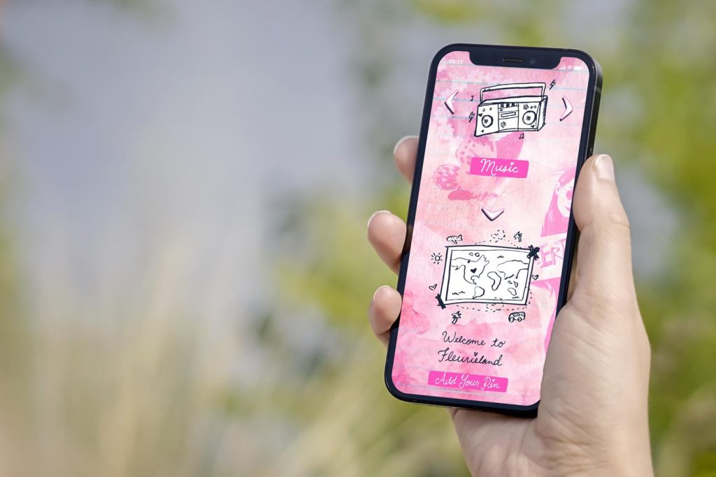 Digital experience for music artist Fleurie